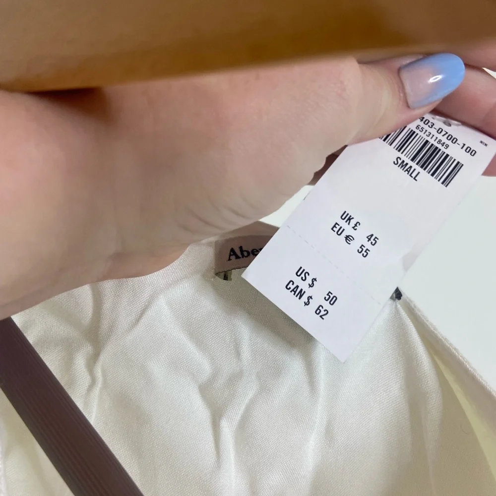 BNWT Abercrombie & fitch white top - Picture 4 of 6